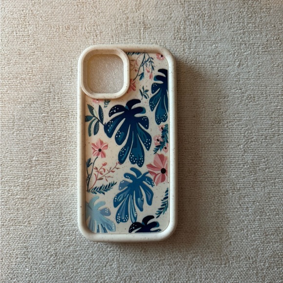 iPhone 12 Pro case - Picture 2 of 4